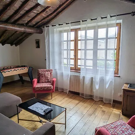 Renove Avec Jardin Clos, Cheminee Et Baby-foot A Contrisson, Proche Du Du Der. *