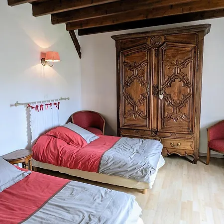 Renove Avec Jardin Clos, Cheminee Et Baby-foot A Contrisson, Proche Du Du Der. - Fr-1-585-16 度假居 *