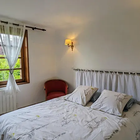 Renove Avec Jardin Clos, Cheminee Et Baby-foot A Contrisson, Proche Du Du Der. * Contrisson