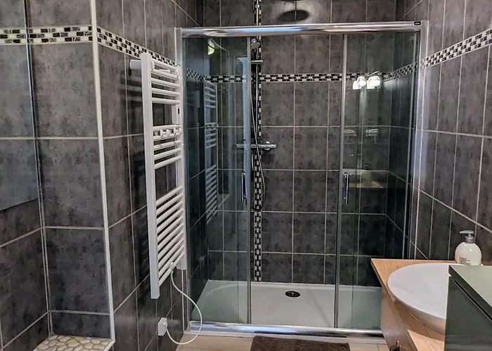 Renove Avec Jardin Clos, Cheminee Et Baby-foot A Contrisson, Proche Du Du Der. - Fr-1-585-16 Contrisson