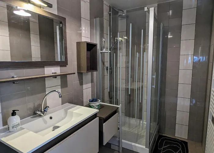 Renove Avec Jardin Clos, Cheminee Et Baby-foot A Contrisson, Proche Du Du Der. - Fr-1-585-16